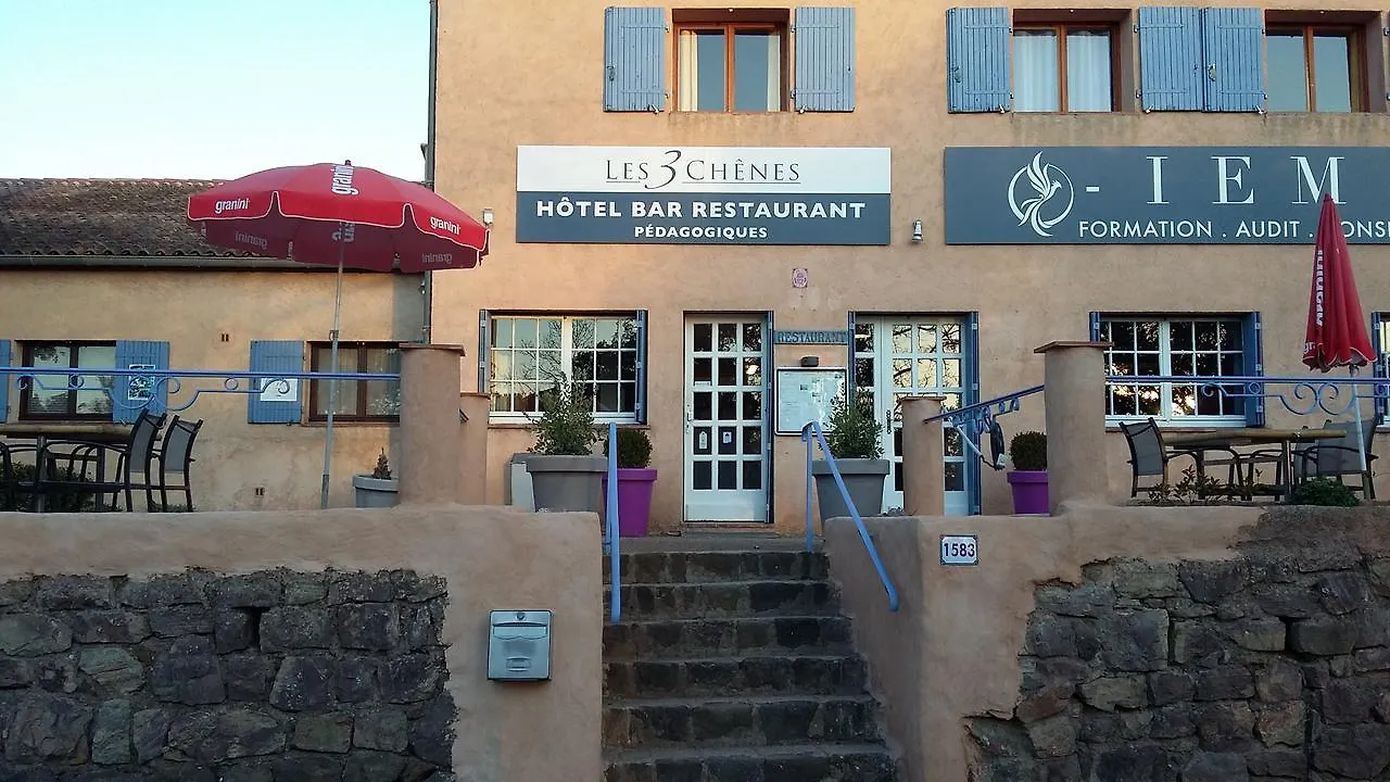 Hotel Restaurant Les 3 Chenes Frejus