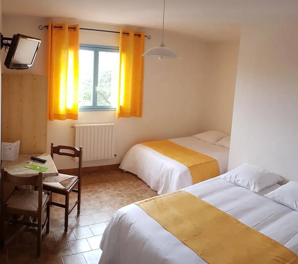 Hotel Restaurant Les 3 Chenes Frejus France